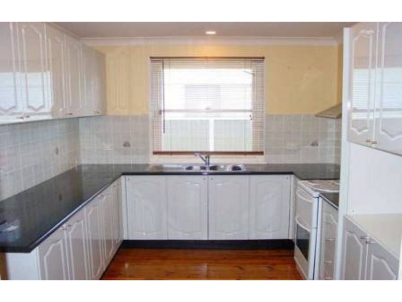 30 Georges Crescent, Georges Hall NSW 2198